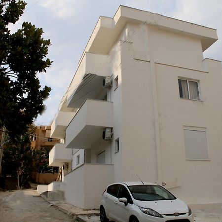 Vila Jovani Sarandë Exterior foto