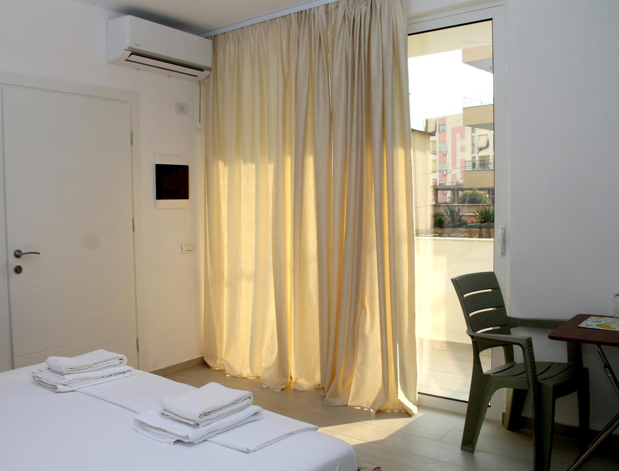 Vila Jovani Sarandë Exterior foto